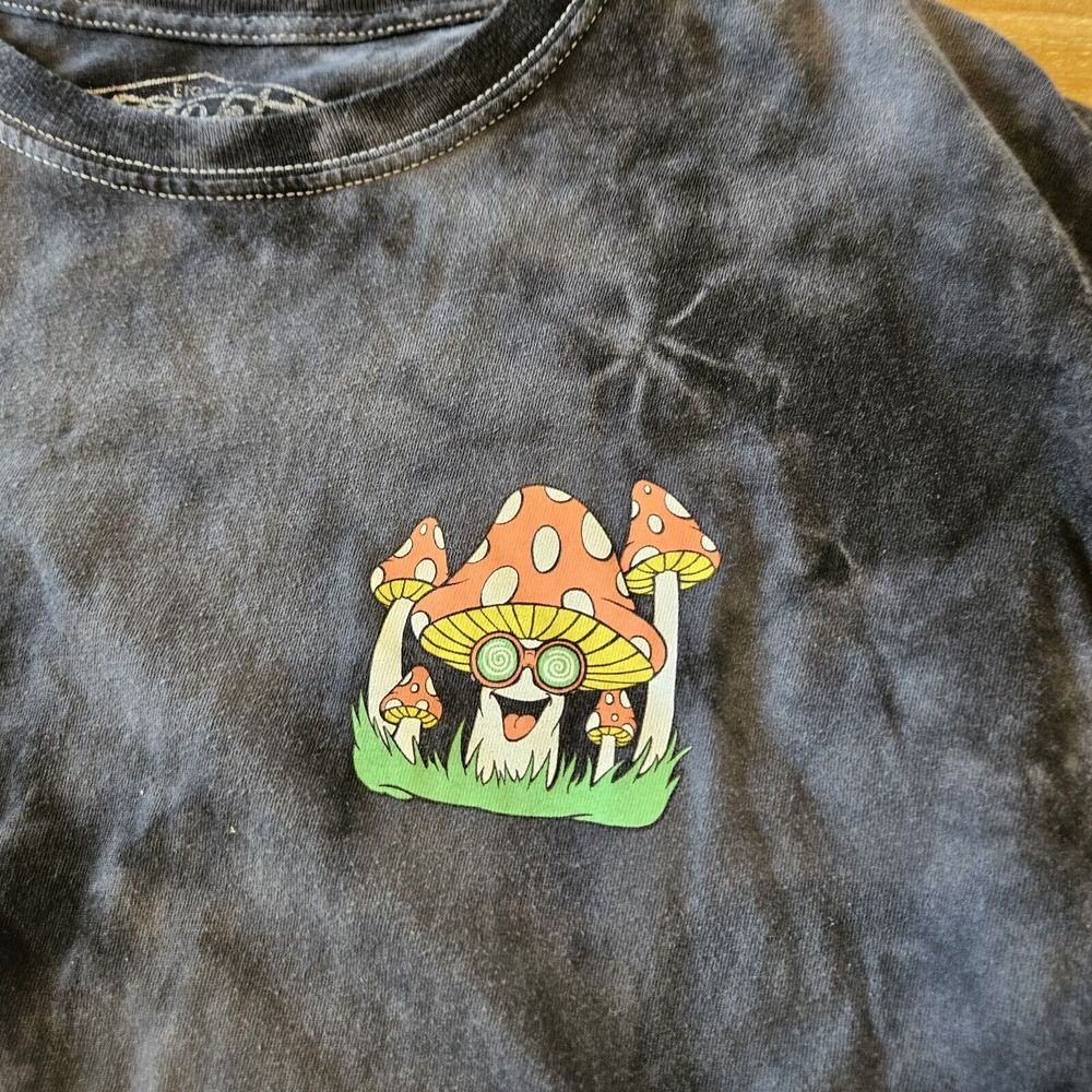 Eighty Eight Brand Happy Vibes Happy Times T‎ Shirt 100% Cotton Mens Large